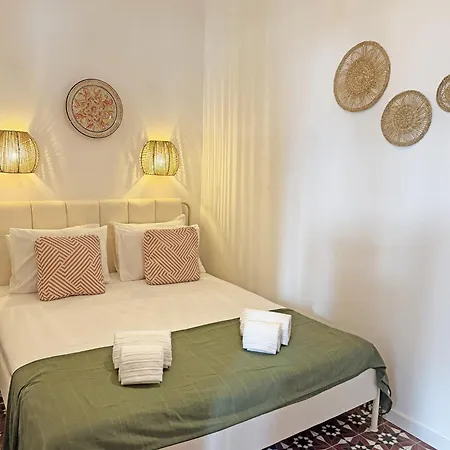 Red Flamingo Townhouse Tatil Evi