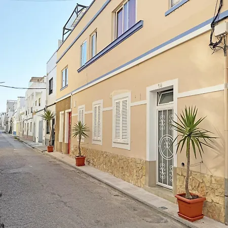 Red Flamingo Townhouse *